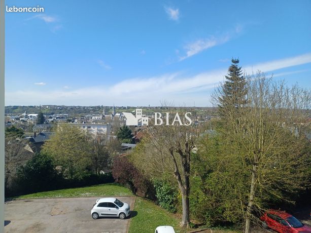 https://img.leboncoin.fr/api/v1/lbcpb1/images/f4/4b/22/f44b226c51888d8d877cdfc4cdbfe85c9e35d41e.jpg?rule=ad-image
