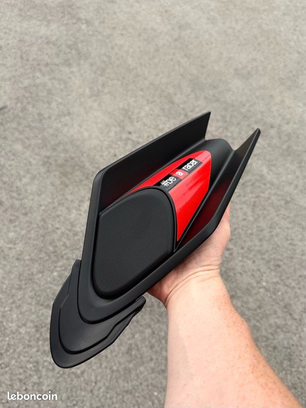 Capot de selle Aprilia rs660 (image 1)