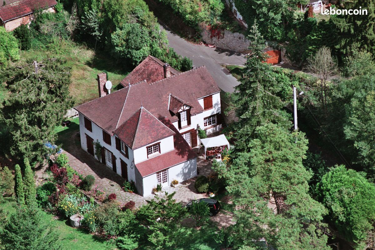 Maison 11 pièces 2065 m² · à Boissy-la-Rivière · 2 065 m² · 730 000 €