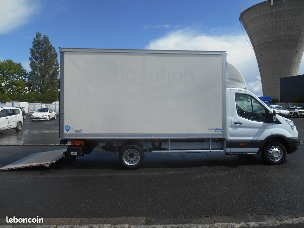 21650 ht ford transit l4 trend caisse 20m3 2.0 ecoblue 170ch caisse + hayon - 96773 km (image 1)