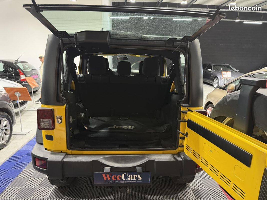 JEEP WRANGLER 2.8 CRD 200Cv 2015 Unlimited Sport PHASE 2 (image 32)
