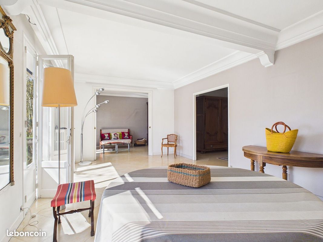 Appartement 5 pièces 136 m² · à Avignon · 136 m² · 345 000 €