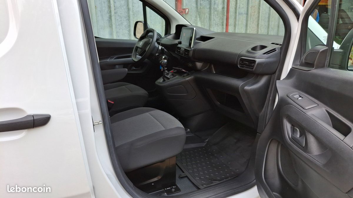 12370HT partner 1l5 blue hdi 102cv ( 1ère main ) (image 5)