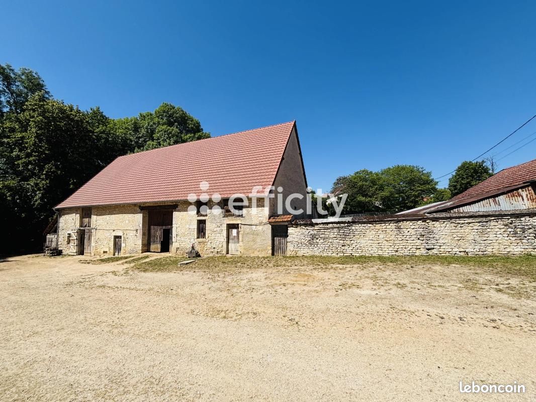 Maison 6 pièces 290 m² · à Arceau · 290 m² · 200 000 €