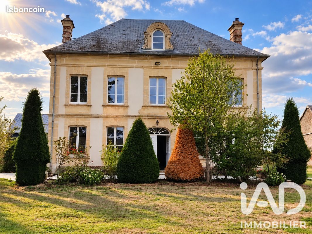 Maison 7 pièces 182 m² · à Autheuil-Authouillet · 182 m² · 693 000 €