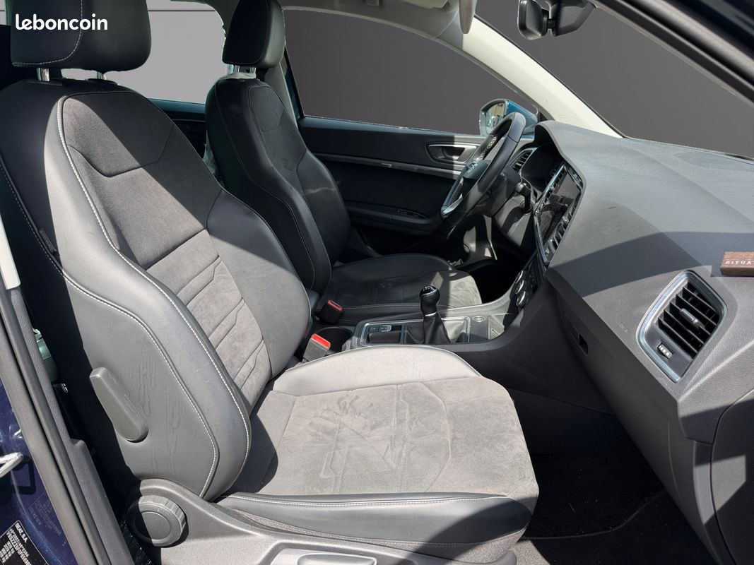 SEAT ATECA URBAN ADVANCED 110Ch Caméra de recul Hayon électrique CarPlay Garantie 12 mois (image 10)