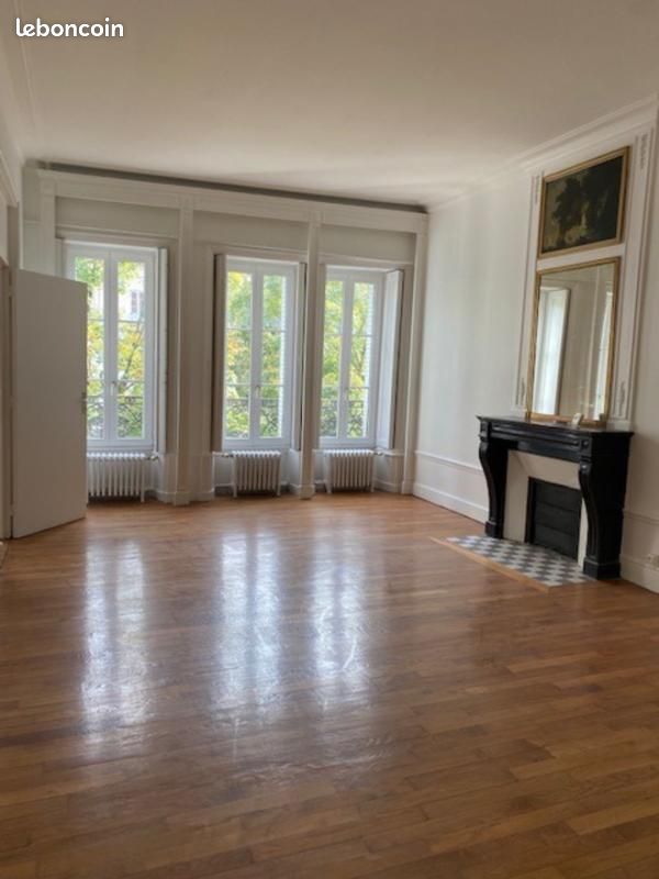 Appartement 4 pièces 130 m² · à Besançon · 130 m² · 967 €/mois
