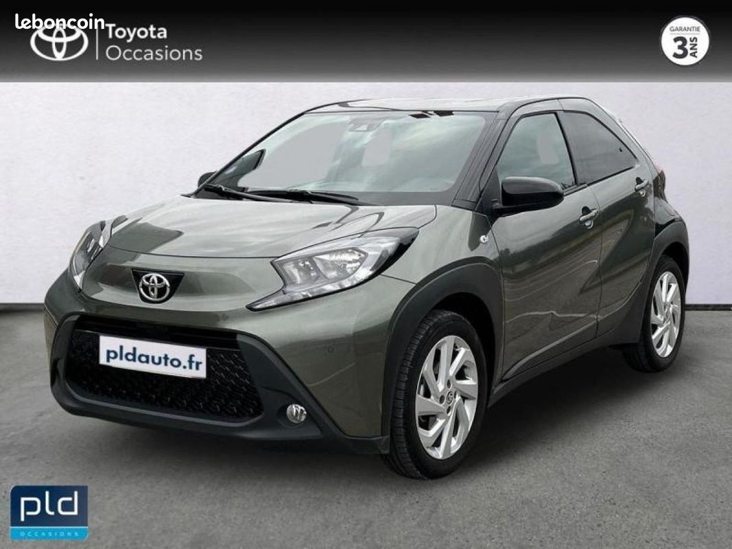 Toyota Aygo X 1.0 VVT-i 72ch Design S-CVT (image 1)