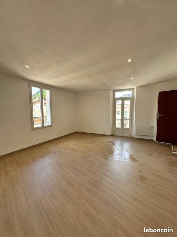 Appartement 3 pièces 70 m² · à Digne-les-Bains · 70 m² · 124 000 €