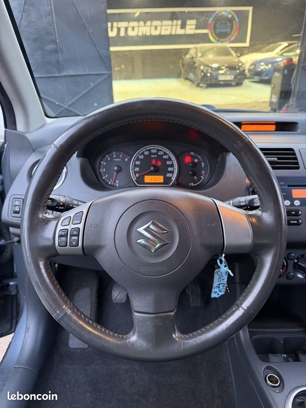 SUZUKI SWIFT 2007 - 75 CH - 63 221Kms - Premier Main - Parfait Etat - DIstrib ok- SUIVIT SUZUKI (image 8)