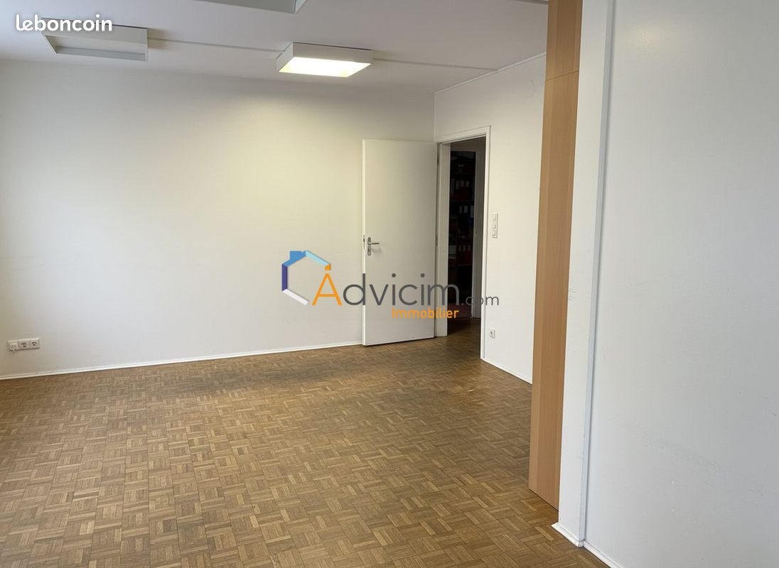 Appartement 5 pièces 99 m² · à Olivet · 99 m² · 153 000 €