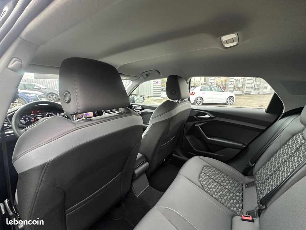 AUDI A1 Sportback 30 TFSI 116 ch S tronic 7 Design (image 20)
