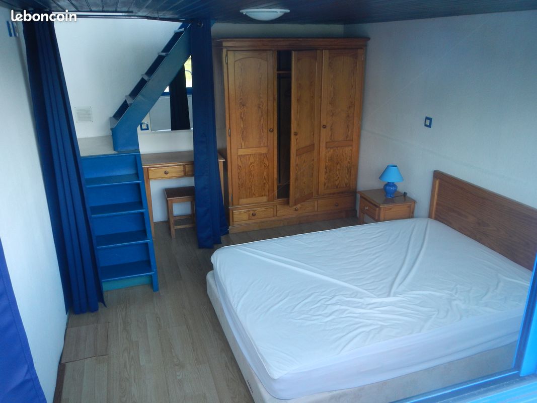 Maison flottante sur la seille (image 3)
