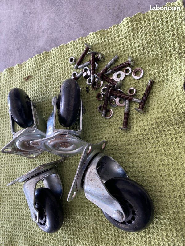 Lot de 4 roues en caoutchouc pivotantes (image 2)