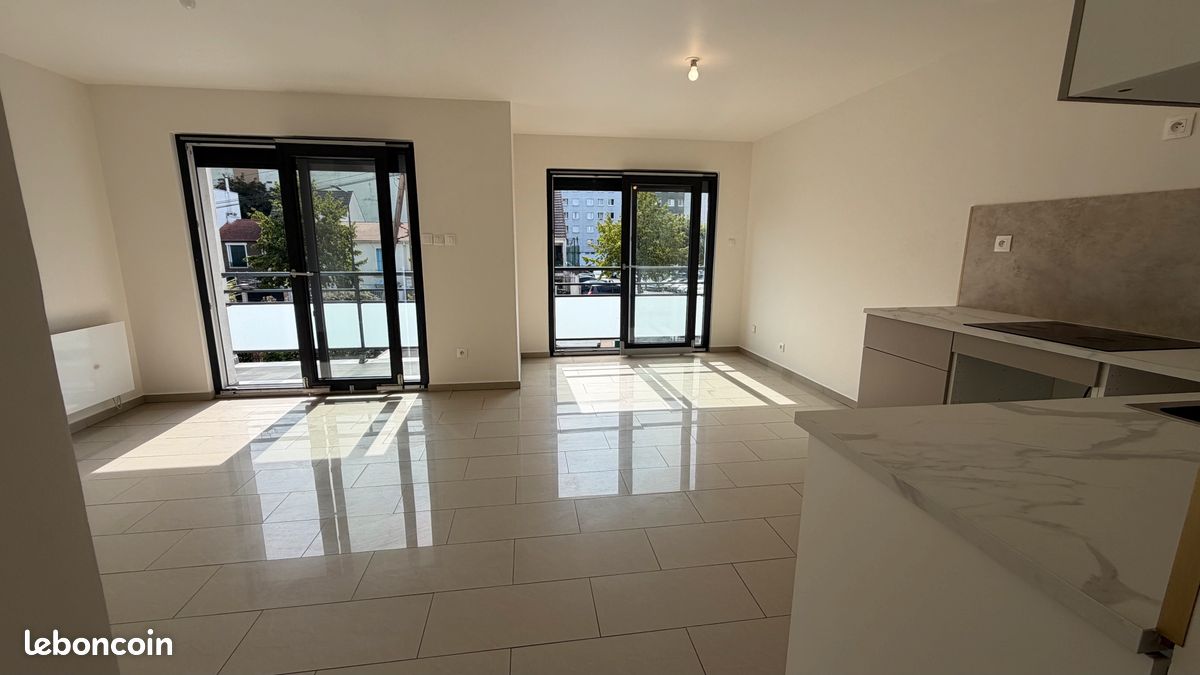 Appartement 3 pièces 67 m² · à Montreuil · 67 m² · 1 460 €
