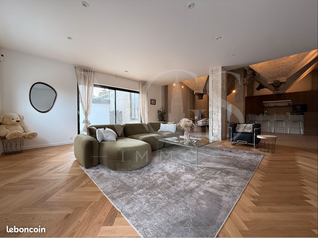 Appartement 4 pièces 152 m² · à Neuville-Saint-Vaast · 151,8 m² · 367 500 €