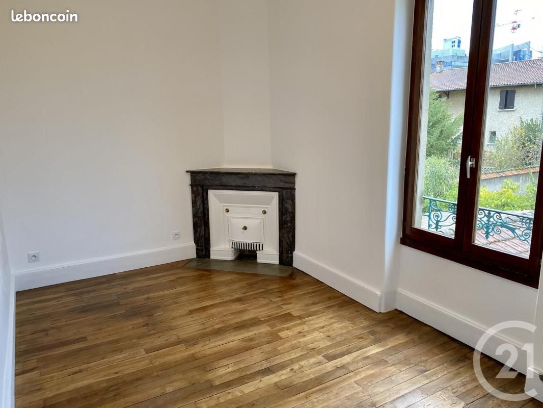 Maison a louer bron - 4 pièce(s) - 81 m2 - Surfyn