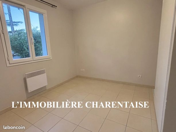 https://img.leboncoin.fr/api/v1/lbcpb1/images/f4/59/47/f45947a70bc6ee722c069c24a6cd295073f575d9.jpg?rule=ad-image