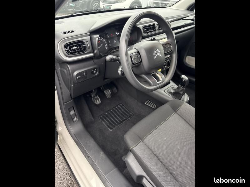 Citroen C3 1.2 PureTech 83 S&S Feel (image 9)