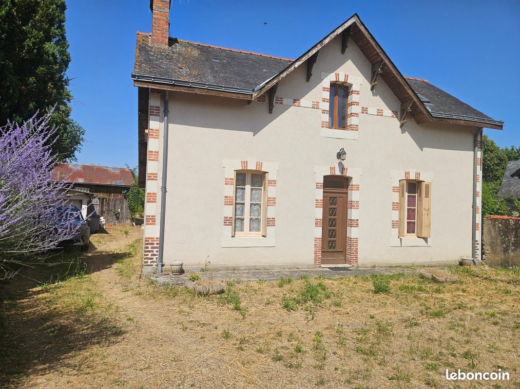 Maison 5 pièces 105 m² · à Noyant-Villages · 105 m² · 89 900 €