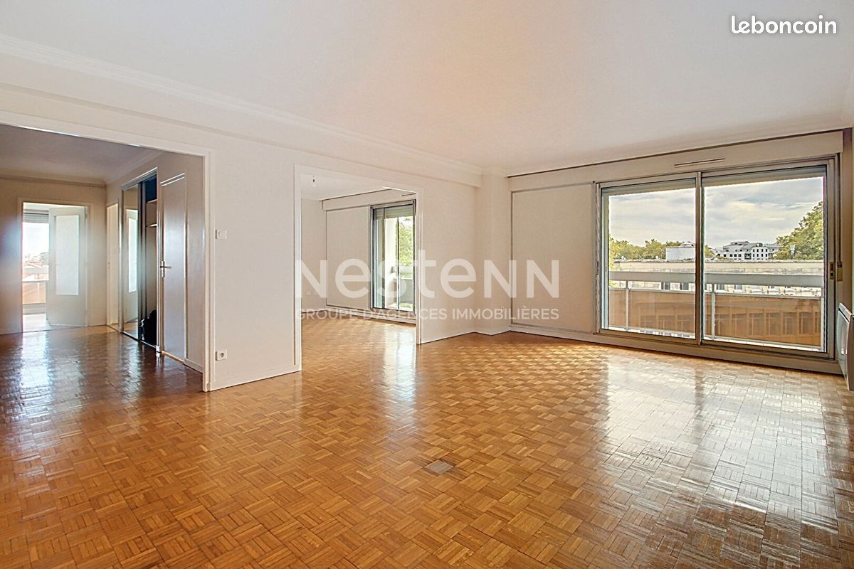 Appartement 5 pièces 111 m² · à Bron · 111 m² · 1 450 €