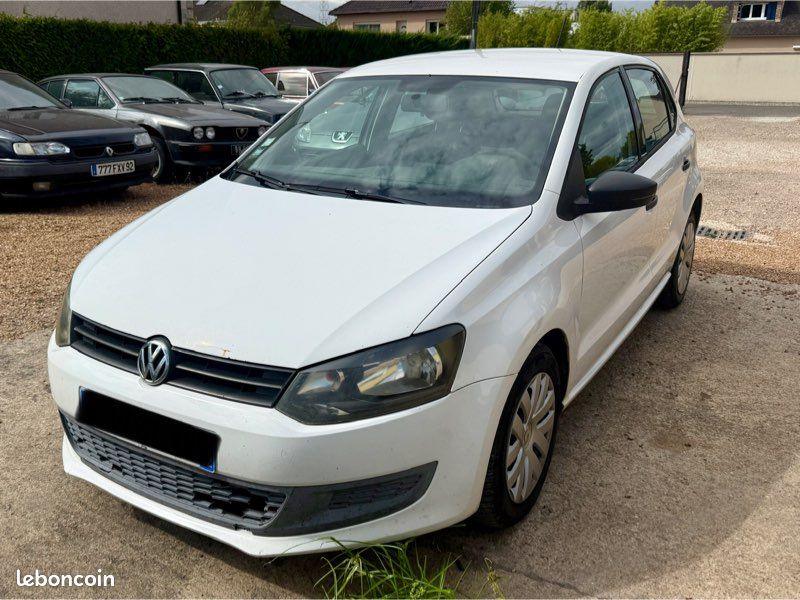 Volkswagen polo (image 1)
