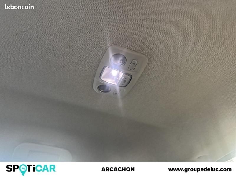 Citroen C4 PureTech 130ch S&S C-Series (image 18)