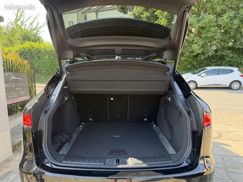 Jaguar F-PACE V6 3.0D 300CH S 4X4 BVA8 (image 27)