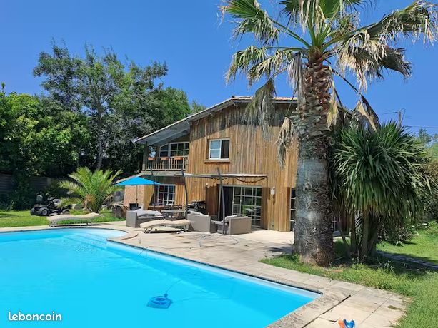 Maison pierre renovee avec piscine 15 minutes de Bordeaux