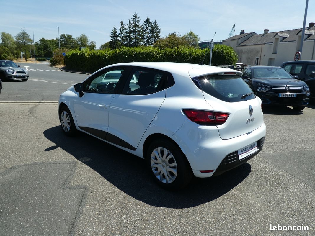 Renault CLIO IV 1.5 DCI 75CH ENERGY BUSINESS E6C (image 4)