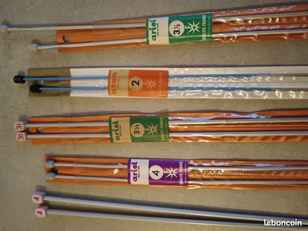 Eventail tissus monture bois de bouleau 14 brins – L'Atelier de l'Avent