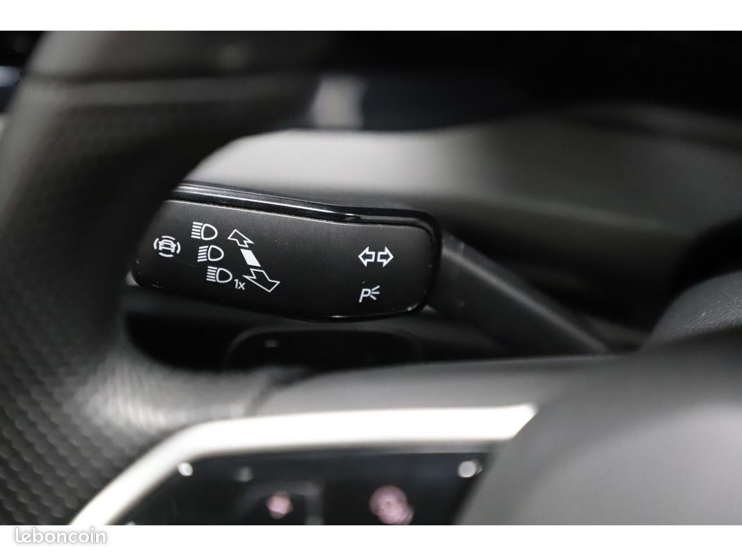 VOLKSWAGEN GOLF VIII GTE 1.4 eHybrid 245 - DSG 6 (image 32)