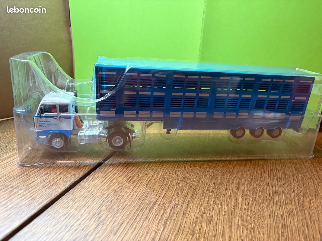CAMION VOLVO FH12 BCH RALLY TEAM SEMI REMORQUE ALTAYA 1:43