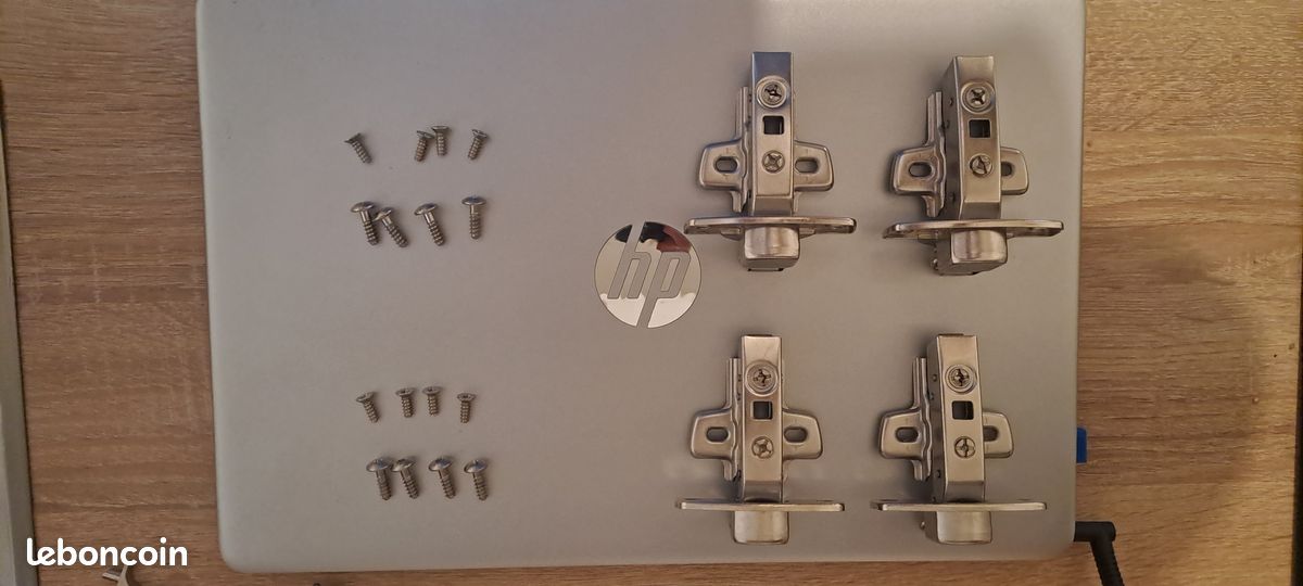 Charnieres porte hettich 10334 (image 1)