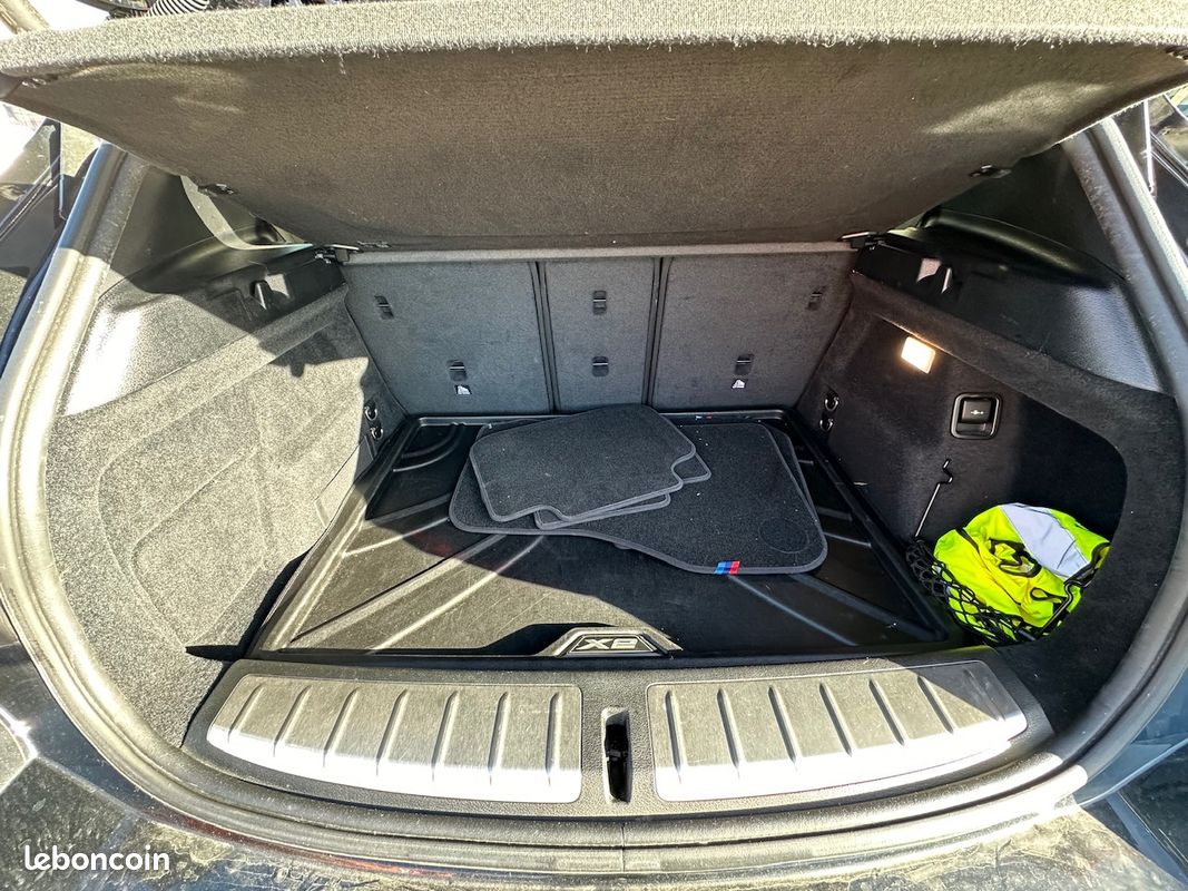 BMW X2 SDrive 20i 192 DKG7 M Sport TOIT PANORAMIQUE / CONNECTED DRIVE / SIEGES CUIR / JANTES 20 / AFFICHAGE TETE HAUTE HUD / FULL OPTIONS / GARANTIE 6 MOIS / POSSIBILE FINANCEMENT ET GARANTIE 60 MOIS (image 8)