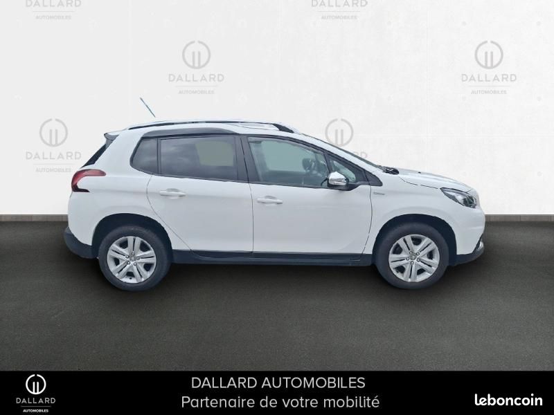 Peugeot 2008 1.2 PureTech 130ch E6.c Style S&S (image 4)