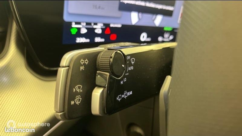 Audi Q3 1.5 e-hybrid 272ch S line S tronic 6 (image 17)