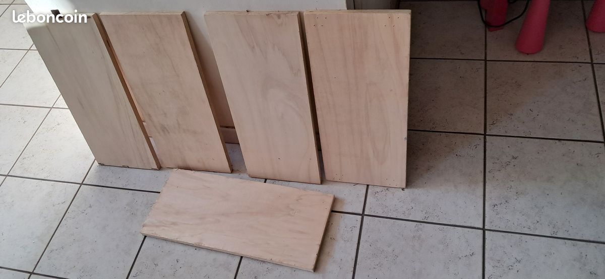 Étagères en bois (image 2)