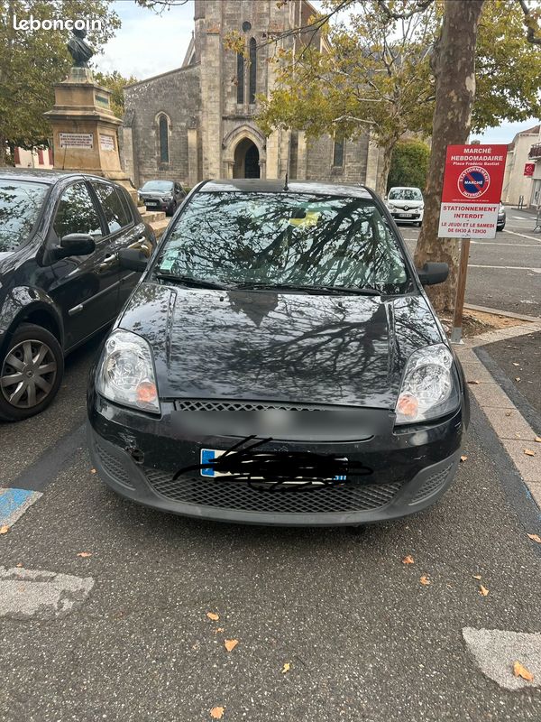 Ford Fiesta 2006 - voiture (image 1)