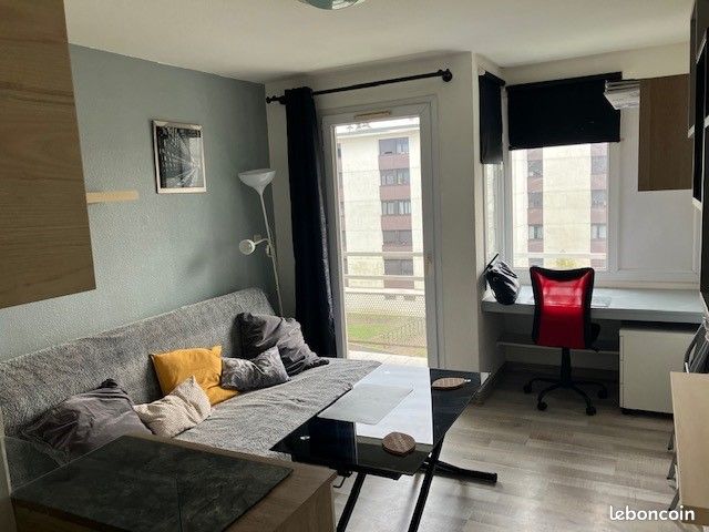 Appartement 1 pièce 18 m² · à Grenoble · 18 m² · 490 €/mois