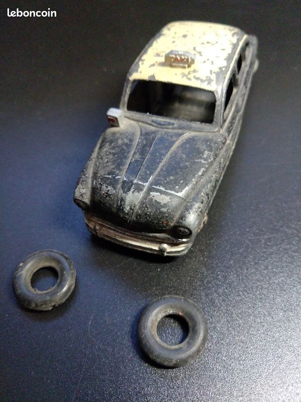 Dinky Toys 24 XT - Ford Vedette Taxi 1953 - 1/43 - Made In France - Occasion