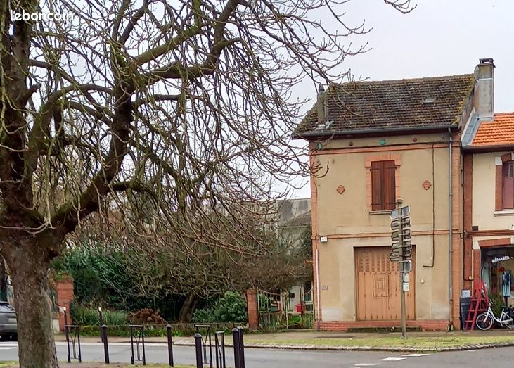 Maison 9 pièces 142 m² · à Saint-Sulpice-la-Pointe · 142 m² · 200 000 €