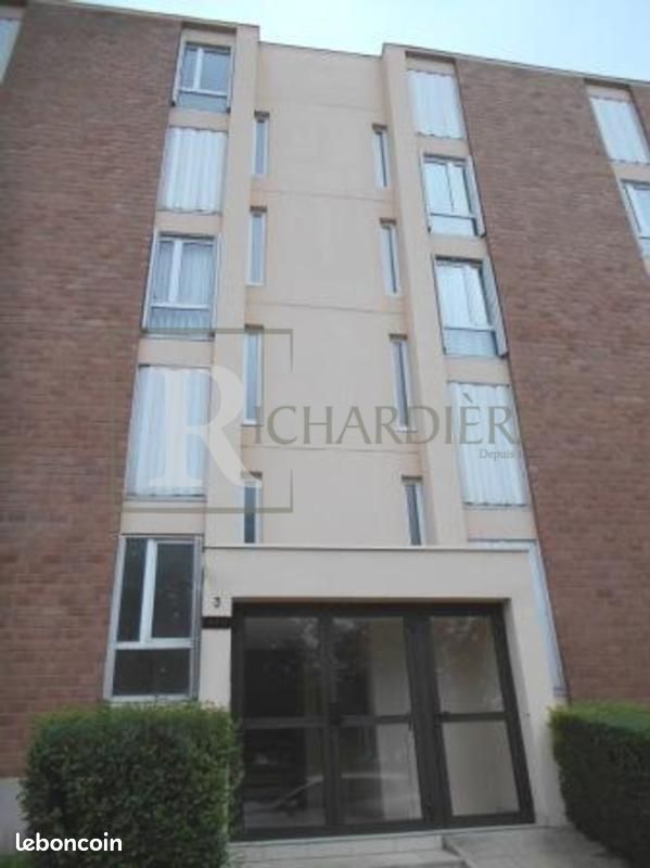Appartement 3 pièces 63 m² · à Bois-d'Arcy · 63 m² · 979 €/mois