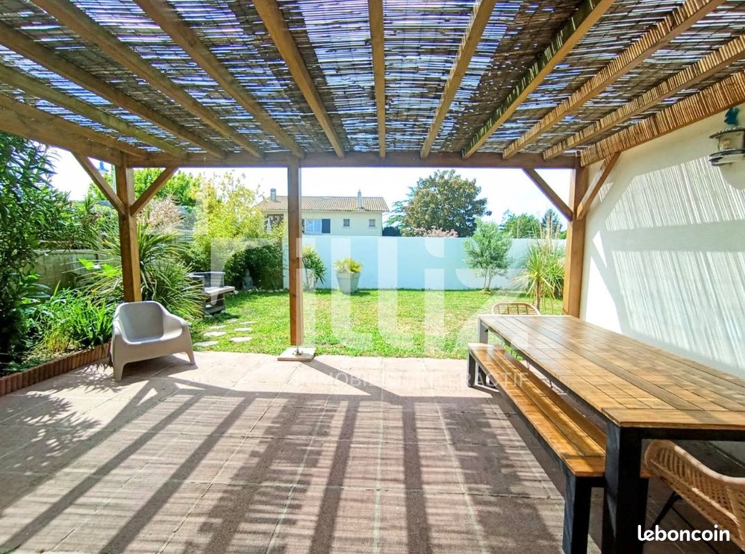 Maison 5 pièces 118 m² · à Bourcefranc-le-Chapus · 118 m² · 279 450 €