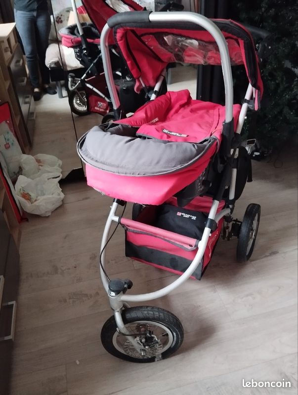 Vends poussette pour enfant (image 3)