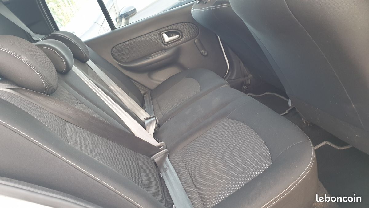 RENAULT CLIO CAMPUS 1.2 il 75 ch AUTHENTIQUE (image 7)