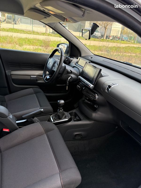 Citroën C4 CACTUS BLUE HDI BVM6 Feel (image 8)