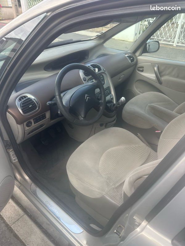 CITROËN Xsara Picasso - 2.0 HDi 90cv (image 2)