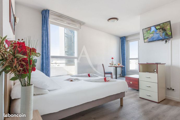 Studio 1 pièce 20 m²