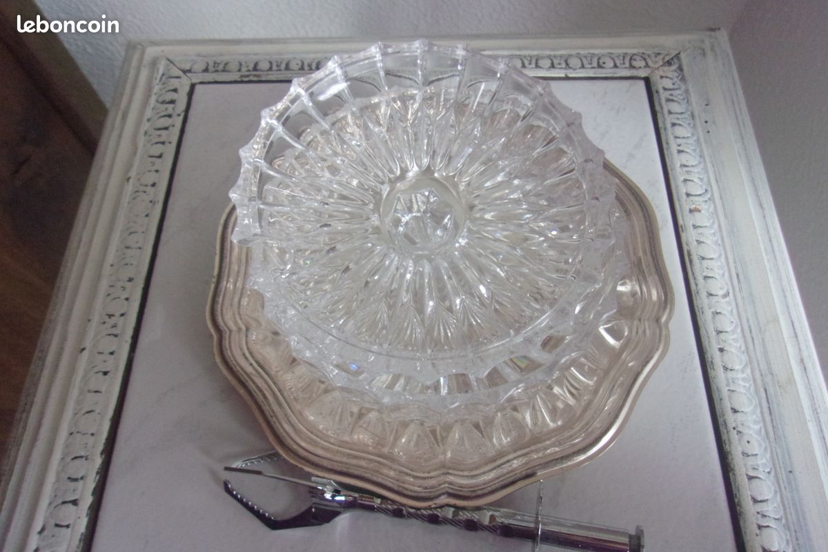 Sucrier en cristal sur plateau métal argenté + pince à sucre année 60 (image 5)